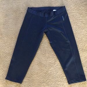 Reebok dry fit cropped work out leggings
